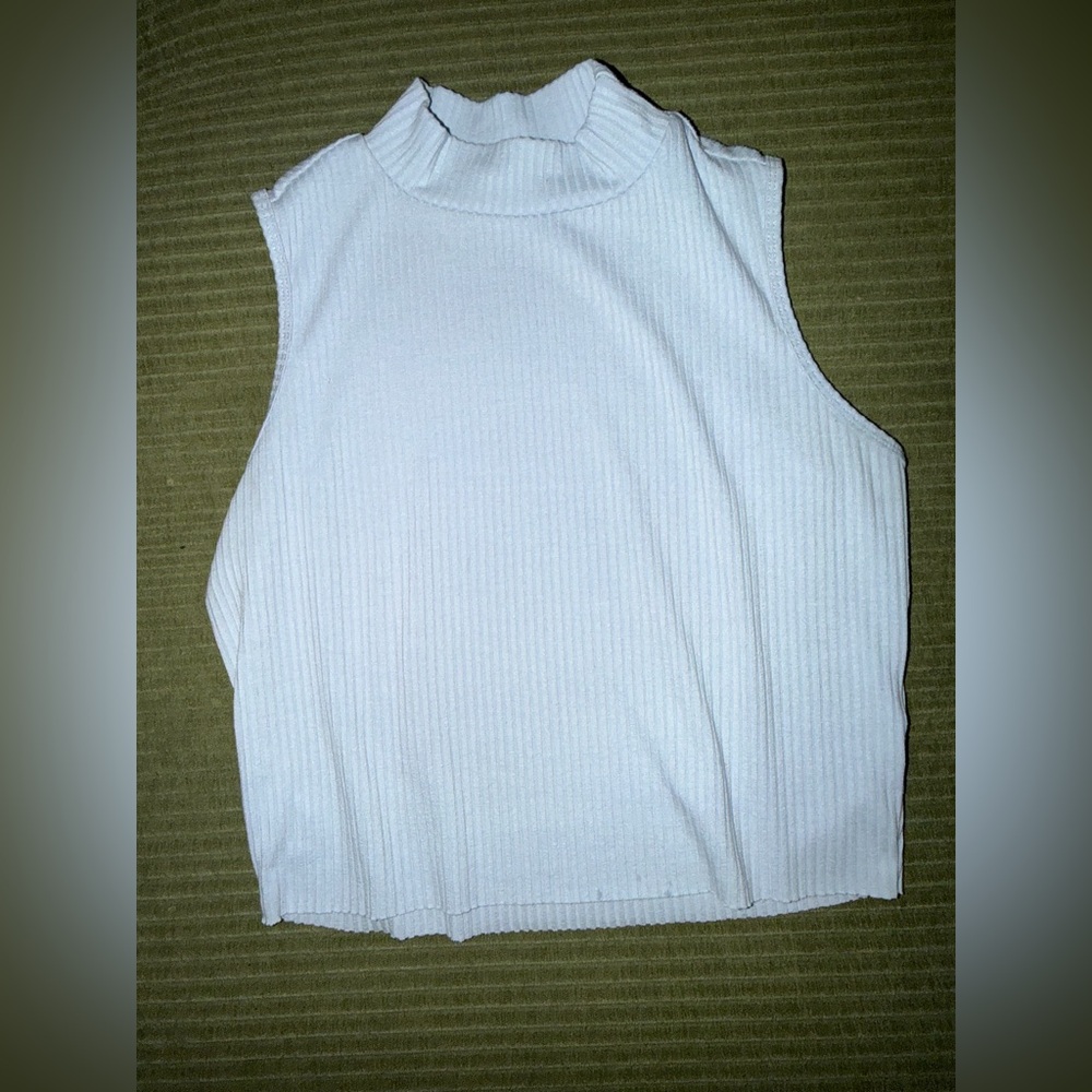 Donating soon- GB Ribbed Mockneck Crop Top Sleeveless